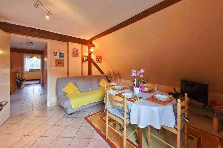 Gîte pour 3 personnes, avec jardin à Stosswihr