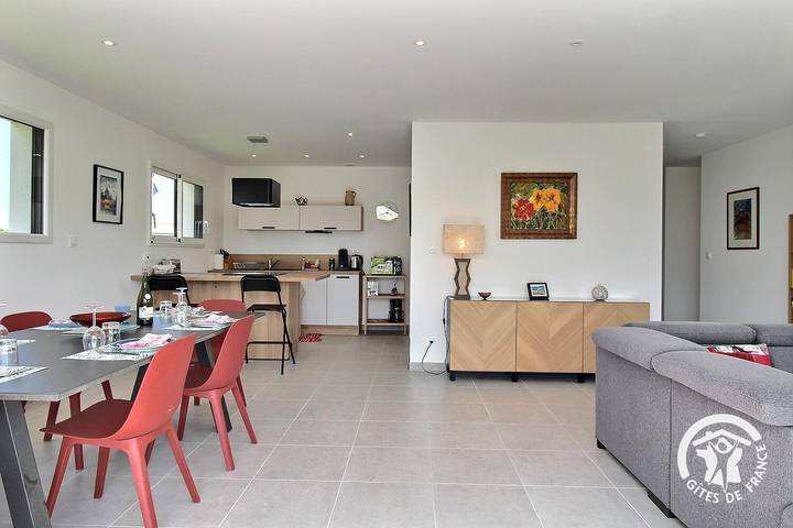 Gîte pour 6 personnes, avec terrasse et jardin à Fréhel - 2