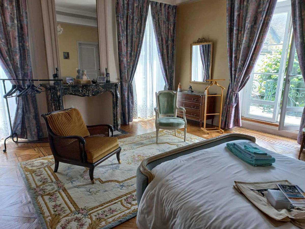 Double Room with Garden View in Bayeux, Région de Bayeux