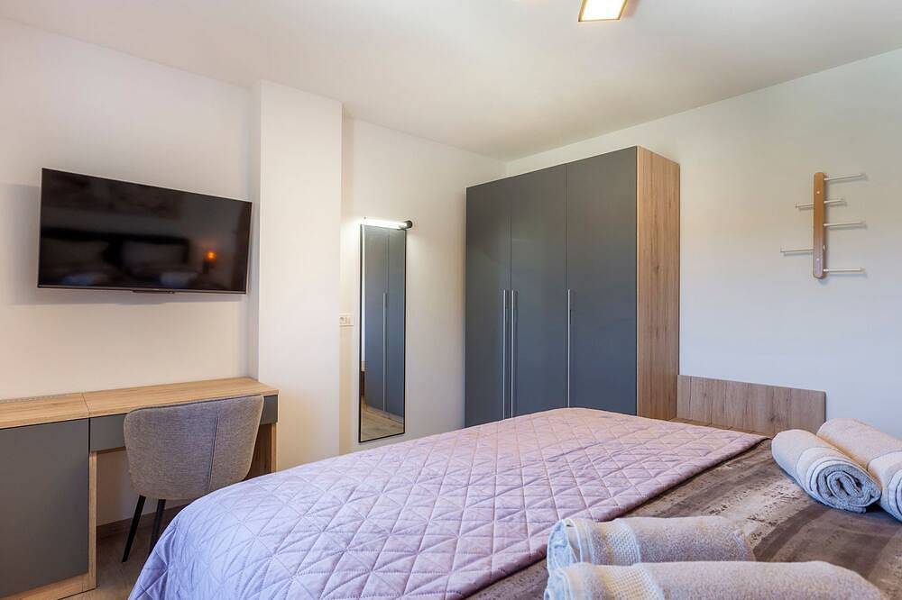 Ganze Wohnung, \"Luxuriöse App. mit Pool\ in Barban, Südküste Istrien