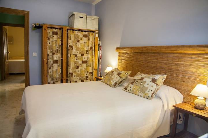 Appartement entier, Charmant appartement à côté de la plage et dans le centre de la ville in La Herradura, Almuñecar