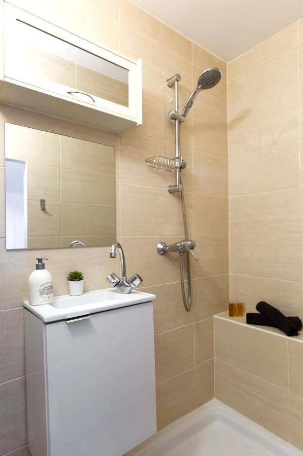 Appartement entier, Appartement Cosy et de bon Standing in Fontenay-sous-Bois, Val-de-Marne