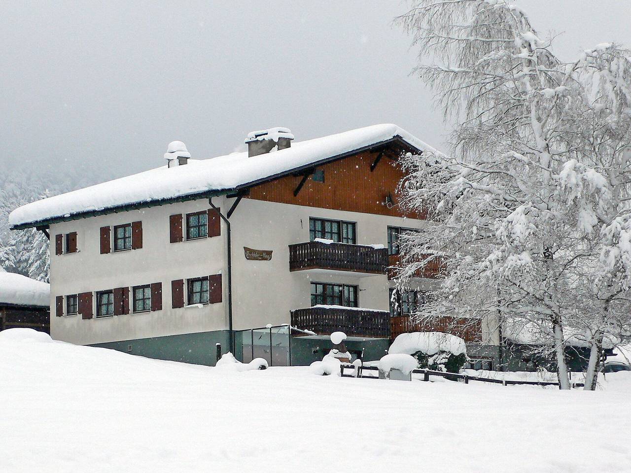 Ganze Wohnung, Surava 100 - Fricktalerhuus Apt 3 100.4 in Surava, Plessur Alpen