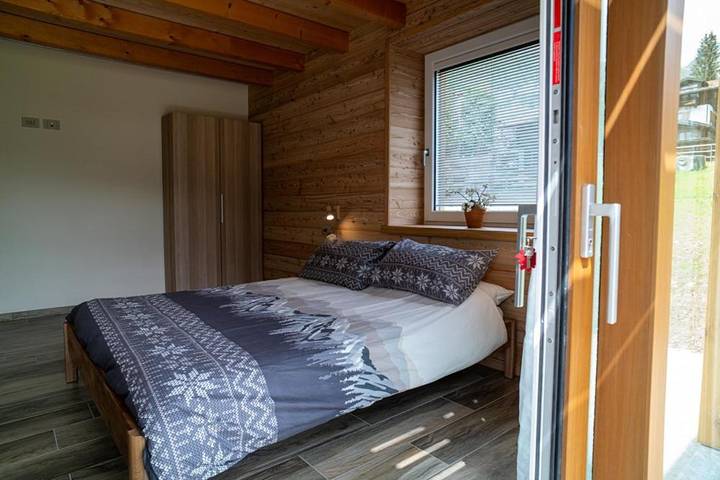 Location de vacances pour 2 personnes, avec vue et jardin dans Antagnod - 3