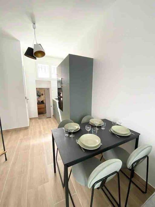 Gîte pour 4 personnes, avec jardin à Gentilly - 2