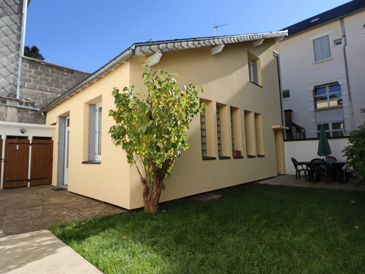 Apartamento entero, Apartamento 2* con jardín privado, 4 pers, en La Bourboule in La Bourboule, Parque Natural Regional Volcans d'Auvergne