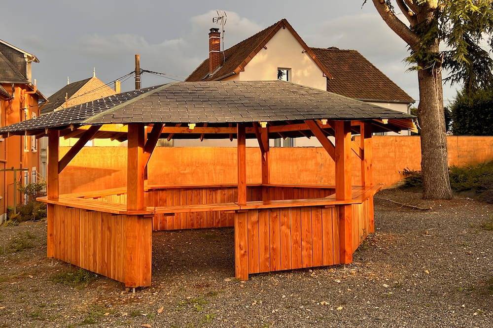 Group gîte, jacuzzi-sauna-heated pool 43prs in Vivoin, Sarthe