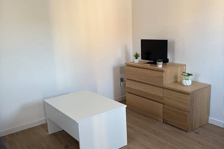 Apartamento entero, Cozy 22-square-meter studio in Biguglia in Biguglia, Región de Bastia