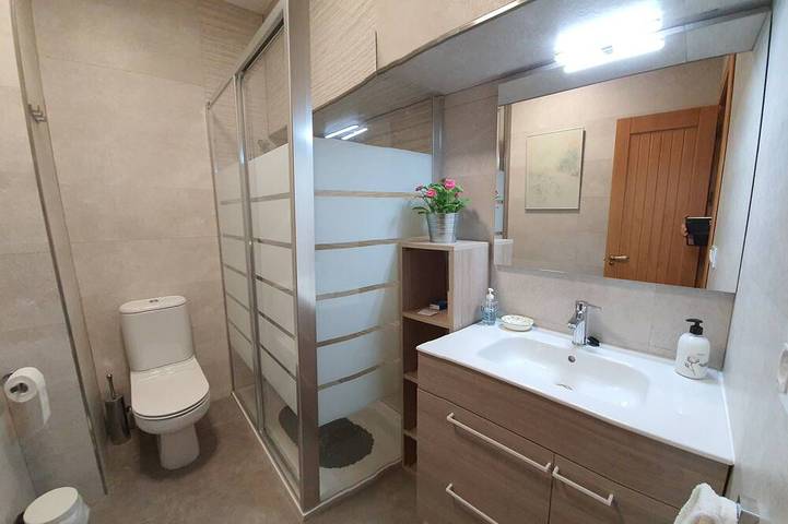 Entire apartment, Apartment (full rental) San Nicolas for 5 people in Cuenca, Cuenca Province