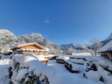Ferienwohnung für 4 Personen, mit Ausblick und Garten in Schneizlreuth