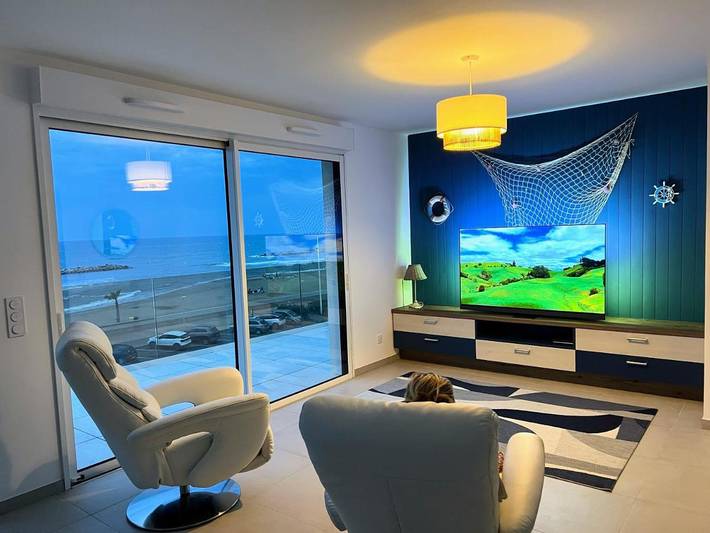 Gîte pour 4 personnes, avec terrasse et vue dans Casino de Valras Plage - 4