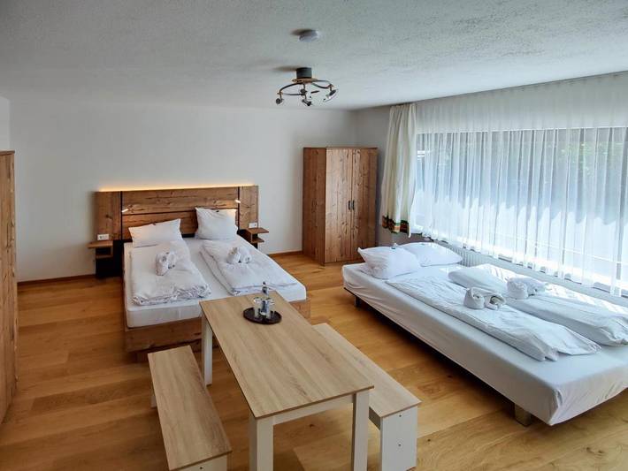 Hotel für 2 Personen, mit Terrasse und Garten sowie Pool und Sauna in Neukirchen (Niederbayern) - 4