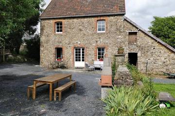Gîte pour 6 personnes, avec jardin à Montpinchon