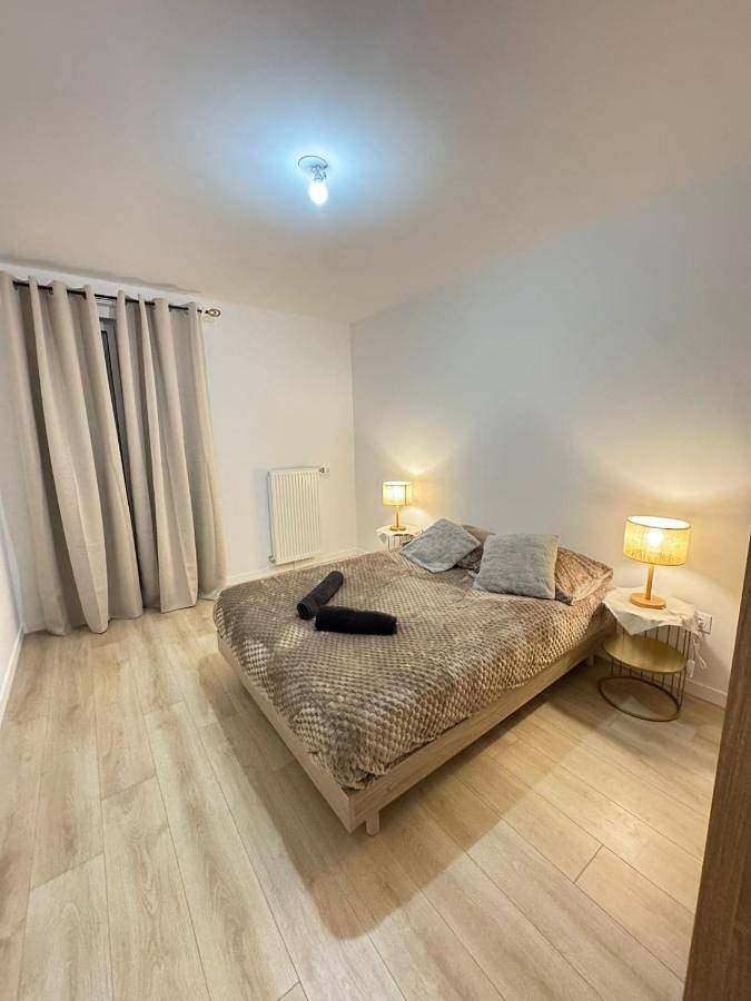 Appartement entier, Ravissant T2 à La Queue en Brie in La Queue-en-Brie, Val-de-Marne
