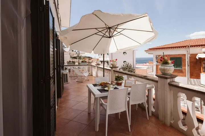 Ferienhaus für 3 Personen, mit Terrasse - 1