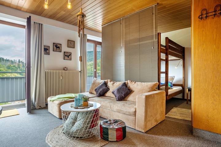 Ganze Wohnung, Ferienwohnung "Grundblick" mit Bergblick, Balkon und Wlan in Bad Grund, Harzvorland