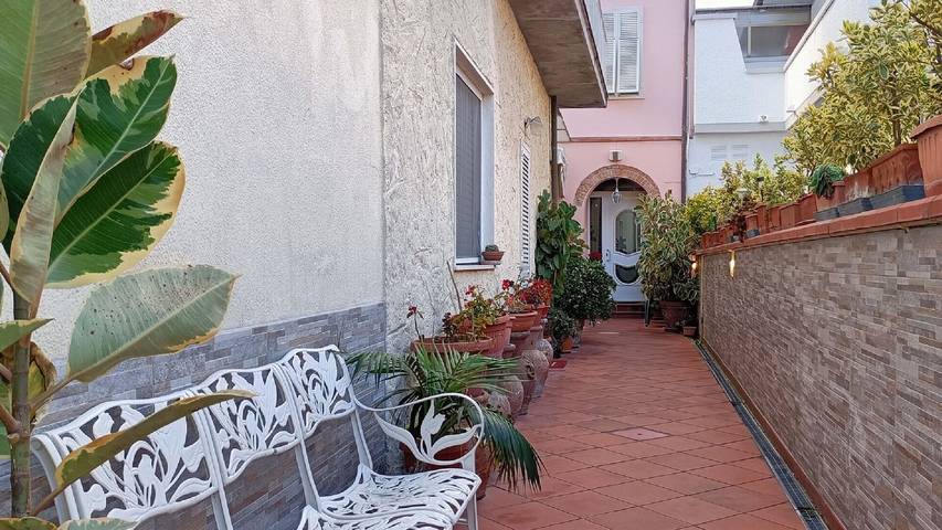 Appartamento vacanze per 5 persone, con Balcone a Torre del Lago Puccini