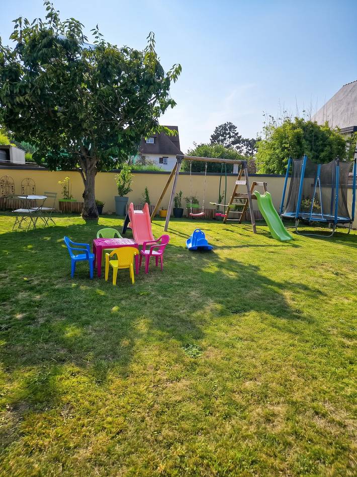 Komfortables Haus in Ver-sur-Mer mit privatem Garten in Ver-sur-Mer, Côte de Nacre