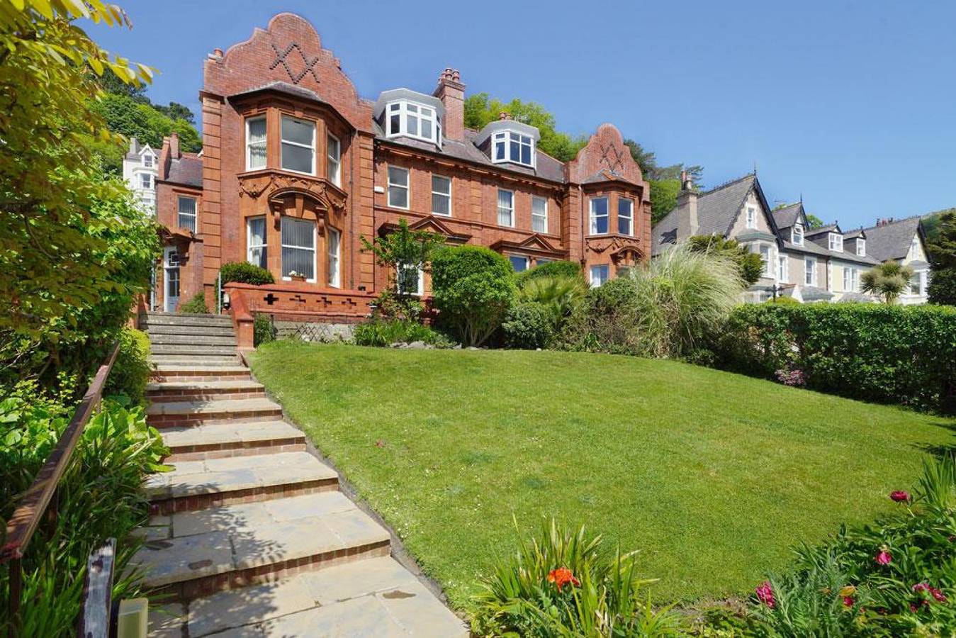 Log Cabin for 8 People in Llandudno, Conwy region