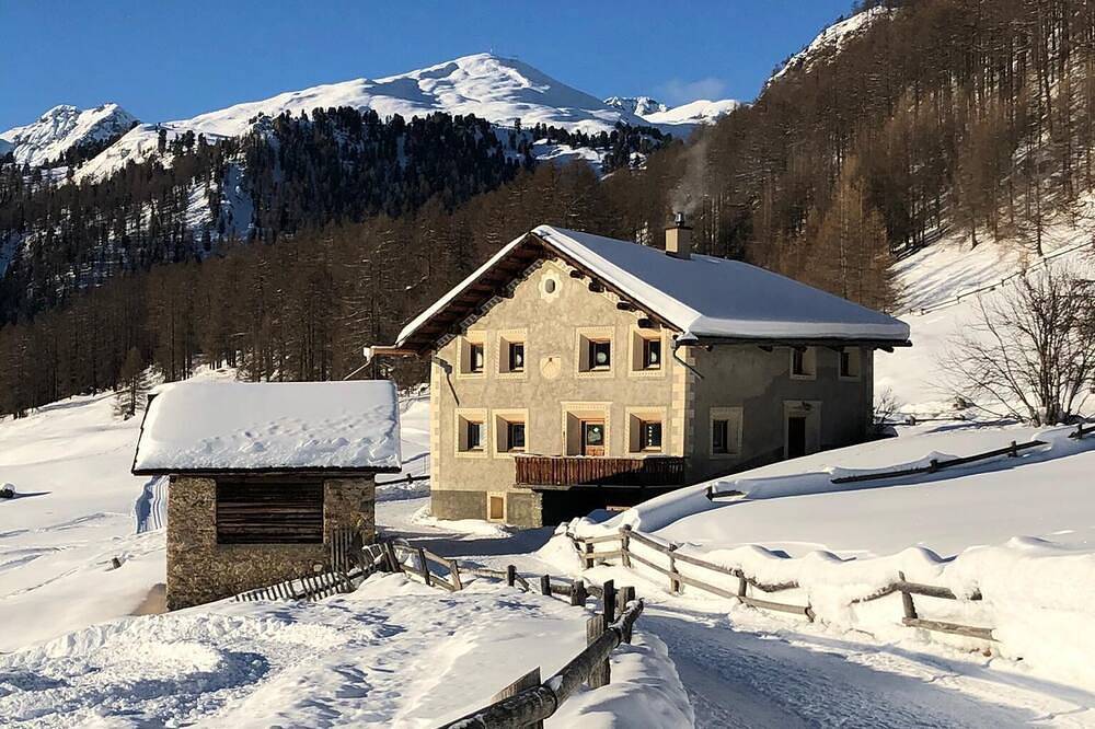 Haus Lü Daint im Münstertal/Val Müstair auf der Sonnenterrasse Lü. Natur pur! in Val Müstair, Unterengadin
