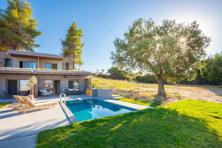 Villa für 4 Personen, mit Ausblick und Garten sowie Pool in Chalkidiki - 3