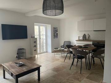 Gîte pour 4 personnes à Chamaret