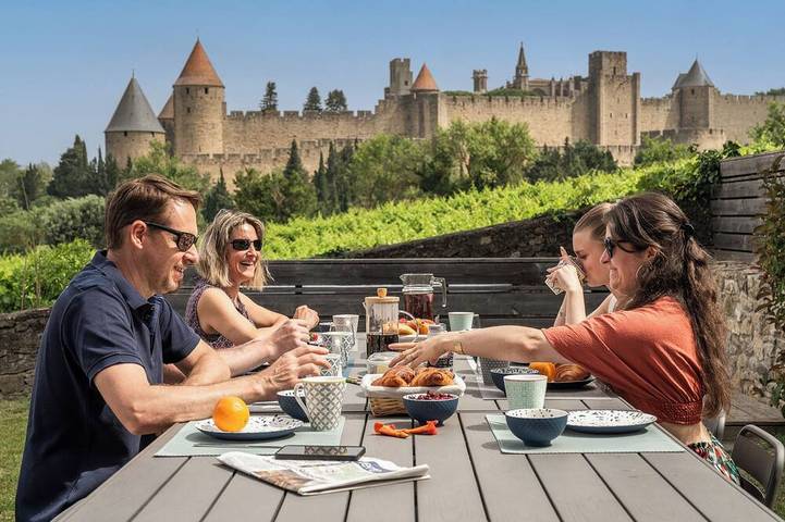 Villa pour 15 personnes, avec jacuzzi et jardin à Carcassonne