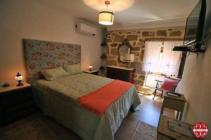Gîte pour 2 personnes, avec terrasse et vue à Vila Flor - 2