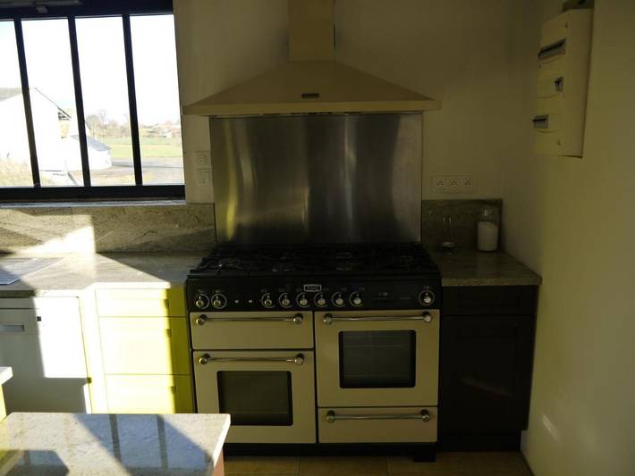 Location de vacances pour 3 personnes, avec vue et jardin à Louplande - 2