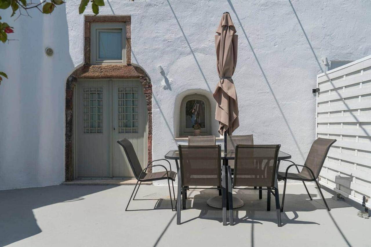 Villa Luxl in Mesaria, Santorini