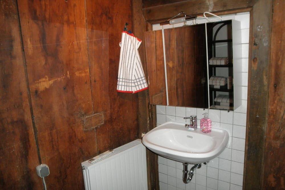 Appartement entier, Appartement-Sdb privée avec baignoire-von Essen in Arnsberg, Arrondissement du Haut-Sauerland