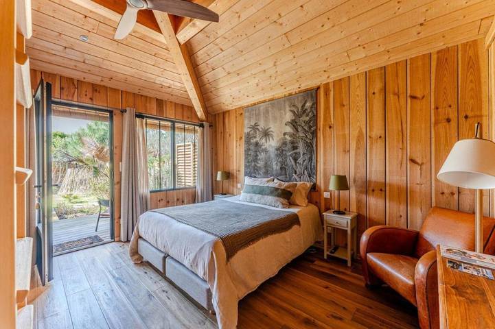 Chambre d’hôte pour 2 personnes, avec Terrasse et Jacuzzi ainsi que Jardin et Piscine à Lacanau - 2