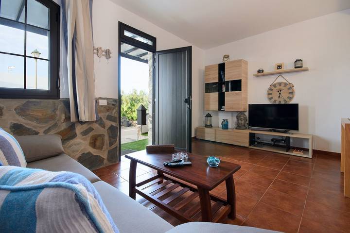 Apartamento inteiro, Apartamento de férias para 4 pessoas in La Costa (Lanzarote), Tinajo