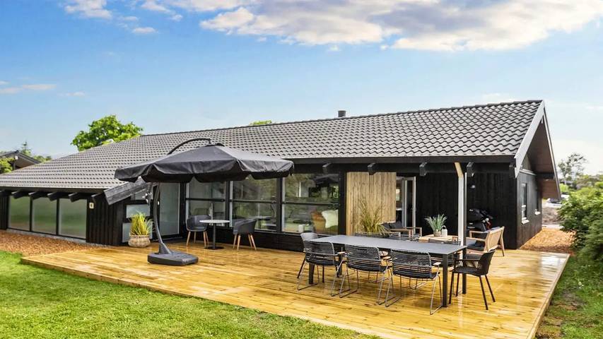 Ferienhaus für 9 Personen, mit Terrasse und Pool sowie Sauna, mit Haustier in Tversted