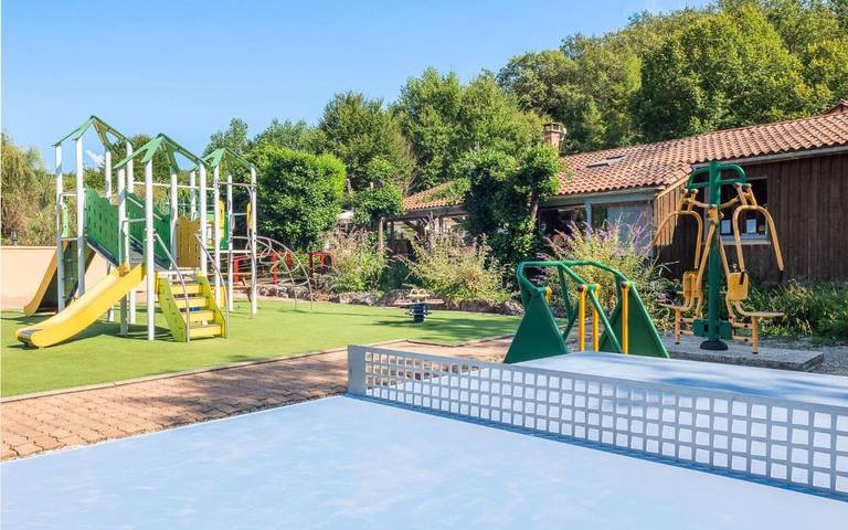 Station pour 4 personnes, avec terrasse à Tamniès - 4