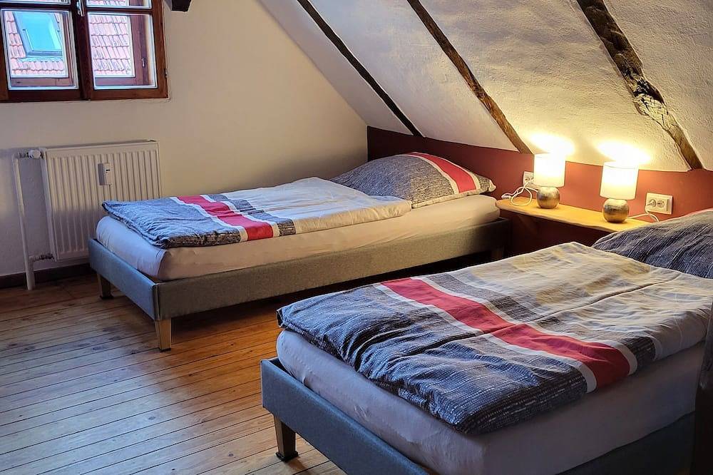 Ganze Wohnung, Gemütliche Ferienwohnung für 1 bis 4 Personen. Perfekt für eine kleine Auszeit in Frielendorf, Knüllgebirge