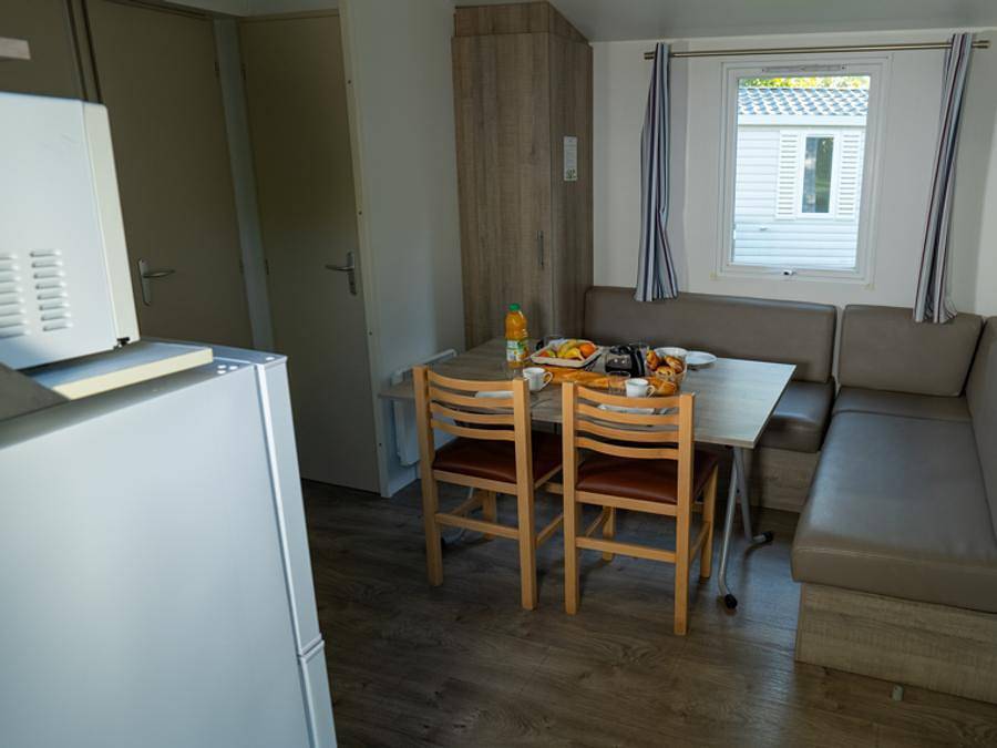 Camping Village de Reneville - Mobilhome 6 personnes - Mobil home confort - 30 m² - 3 chambres in Fécamp, Région du Havre