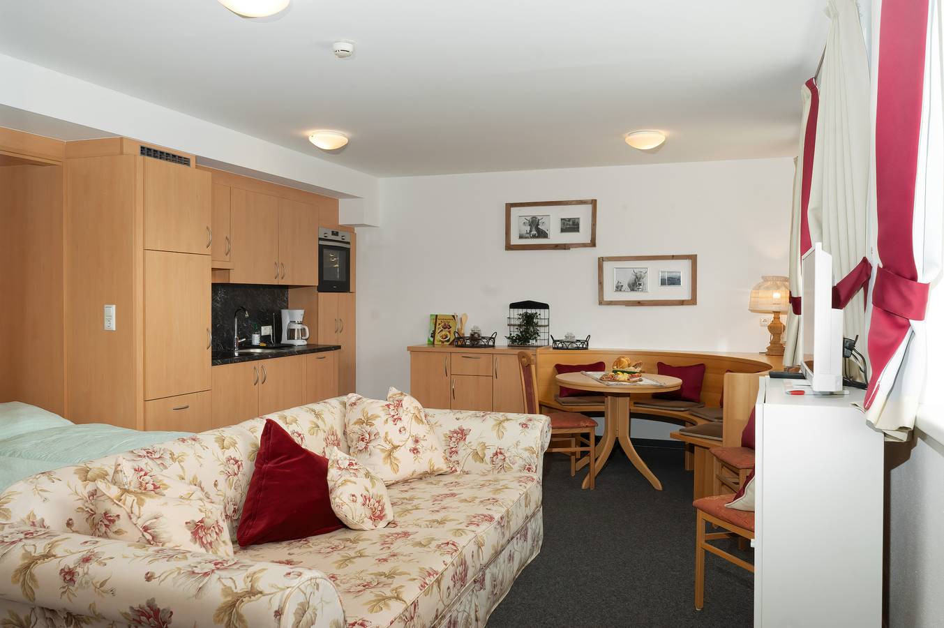 Ganze Ferienwohnung, Wohnung Kirchdach 145 - Naviser Hütte in Tuxer Alpen, Navis