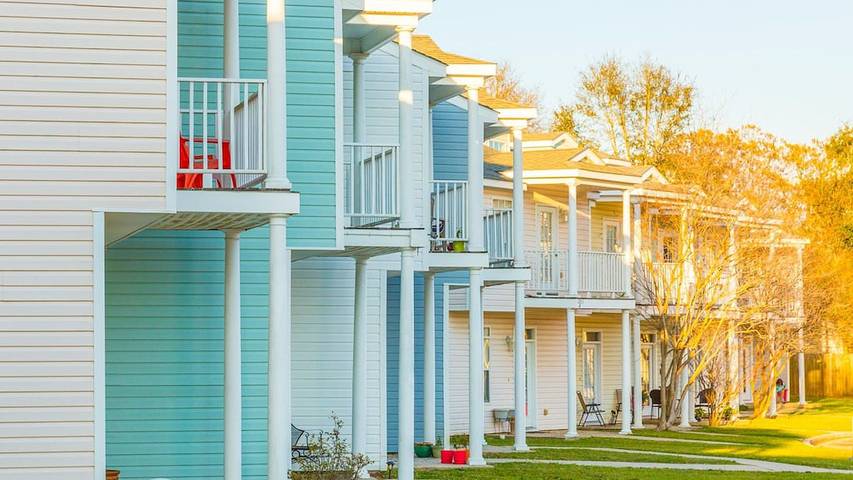 Vacation house for 8 people, with yard and pool in Mississippi