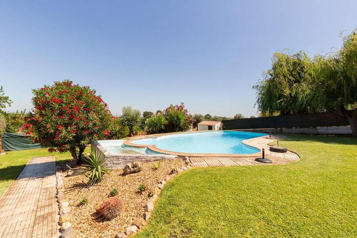 Location de vacances pour 13 personnes, avec piscine ainsi que jardin et vue à Palmela - 3