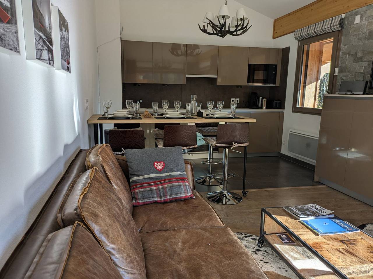 Appartement entier, Appartement spacieux à Châtel - 6 personnes - Wifi inclus in Chatel, Les Portes du Soleil