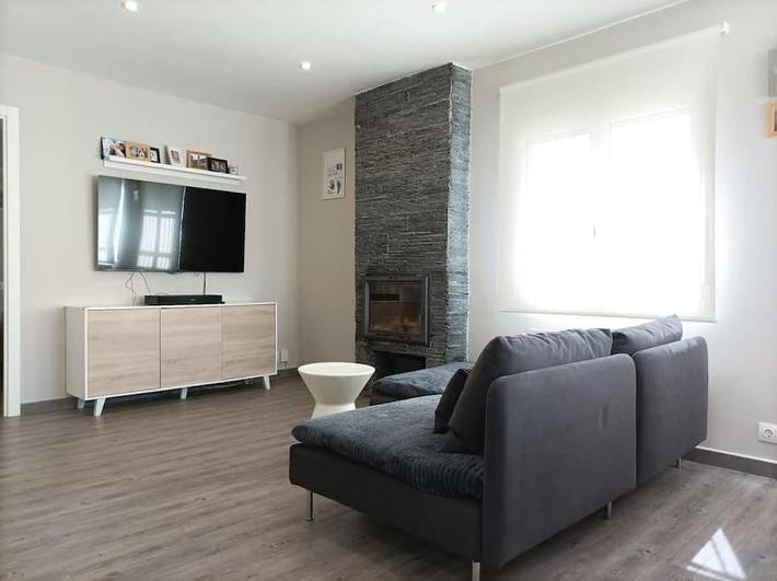 Apartamento para 6 personas, con Balcón y Terraza además de Jardín y Piscina en La Eliana