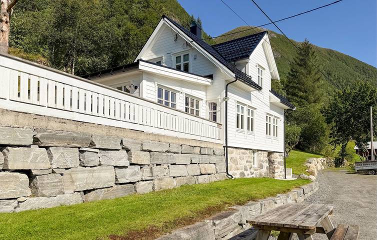 Ferienhaus für 9 Personen in Vanylven - 2