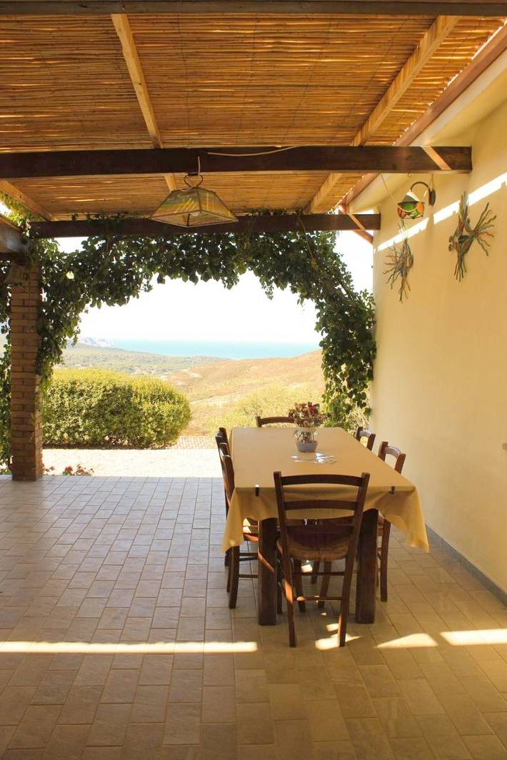 Casa vacanza per 2 persone, con Terrazza e Giardino nonché Panorama a Fluminimaggiore