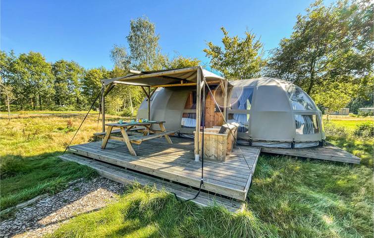 Camping für 4 Personen, mit Terrasse und Garten in Drenthe