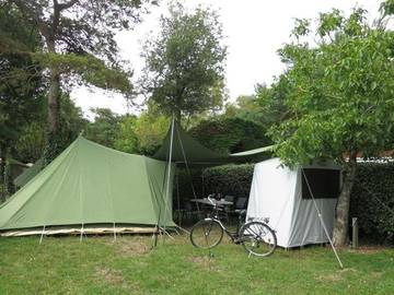 Camping für 4 Personen in Saint-Jean-de-Monts, Vendée, Bild 1