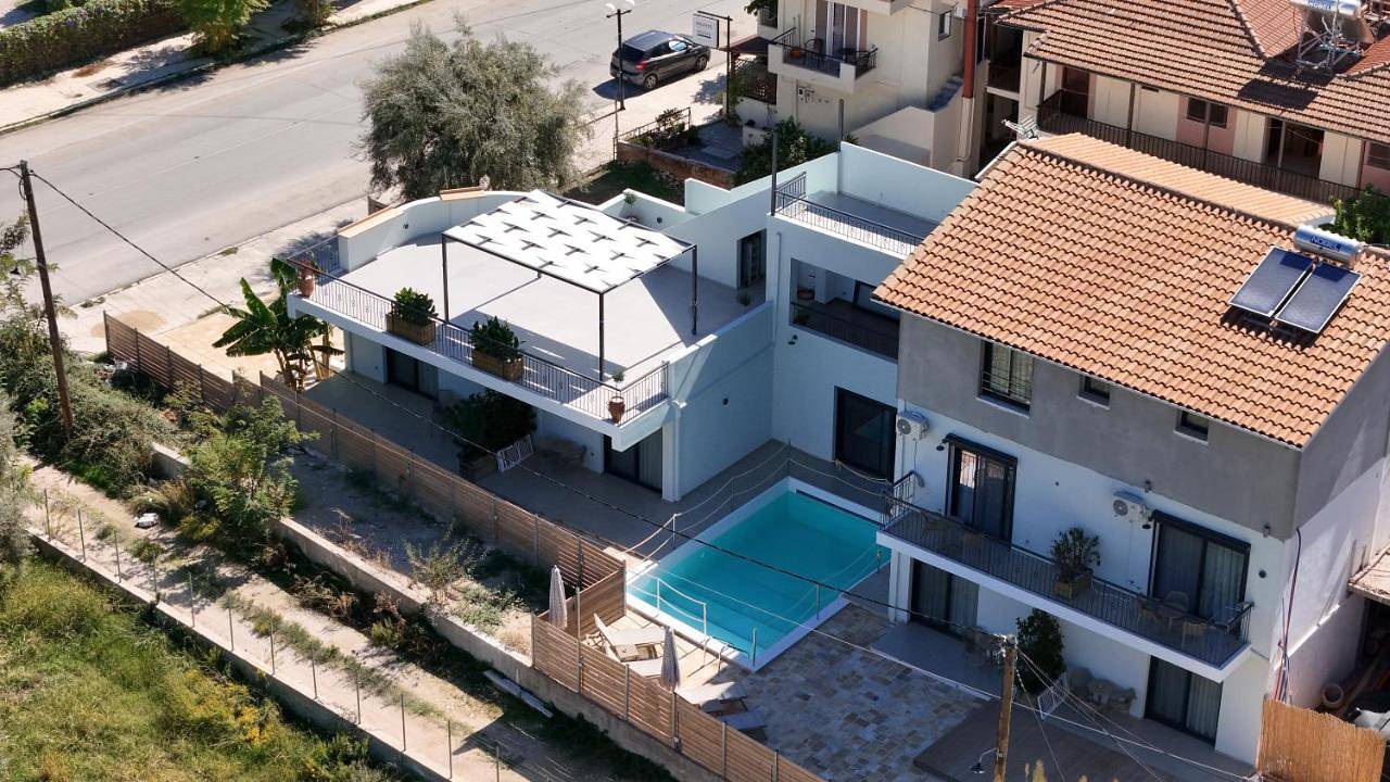 5th Continent in Nikiana, Alexandros