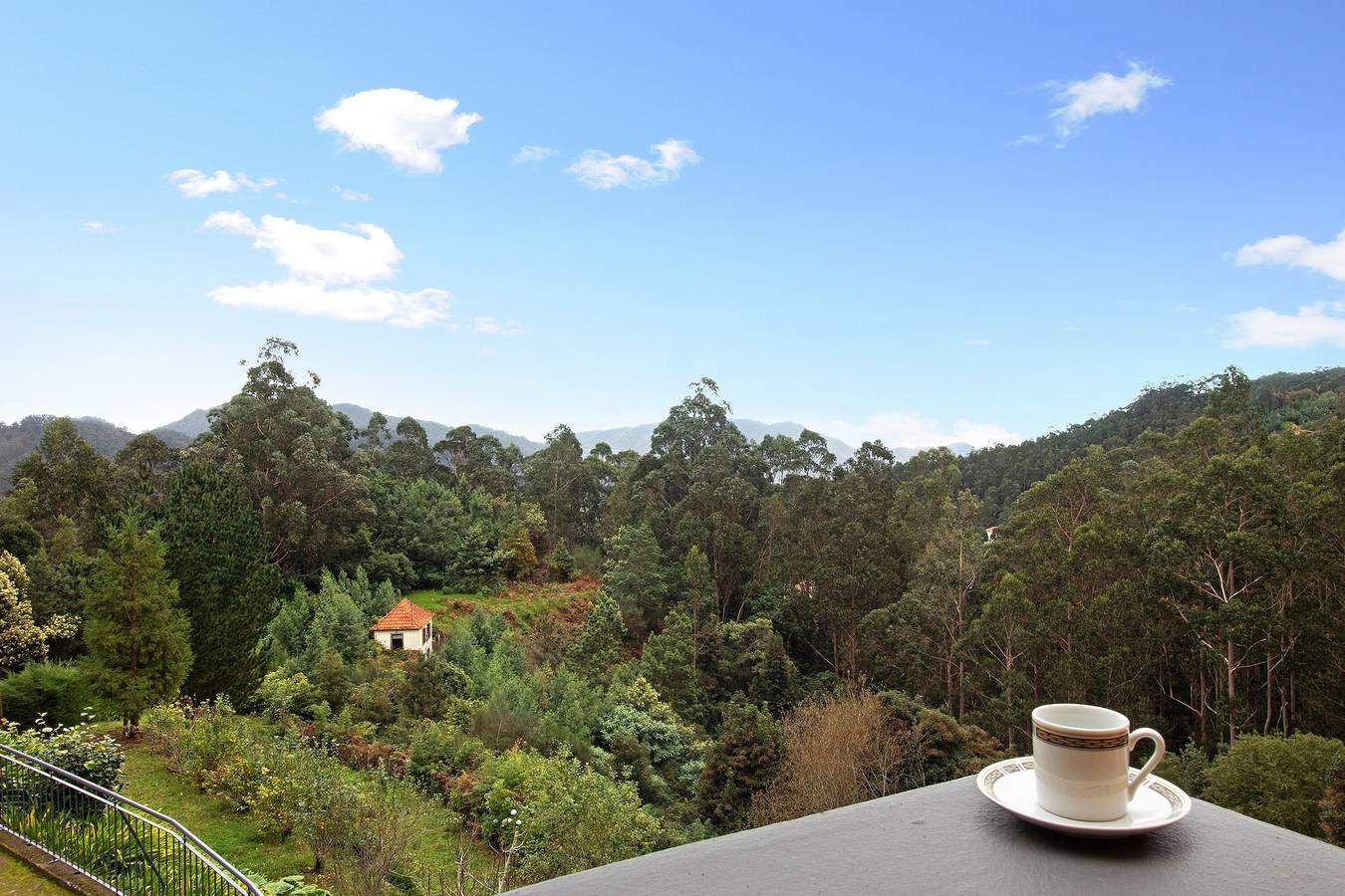 Casa vacanze 'Catarina' con vista montagna, Wi-Fi e aria condizionata in Madeira