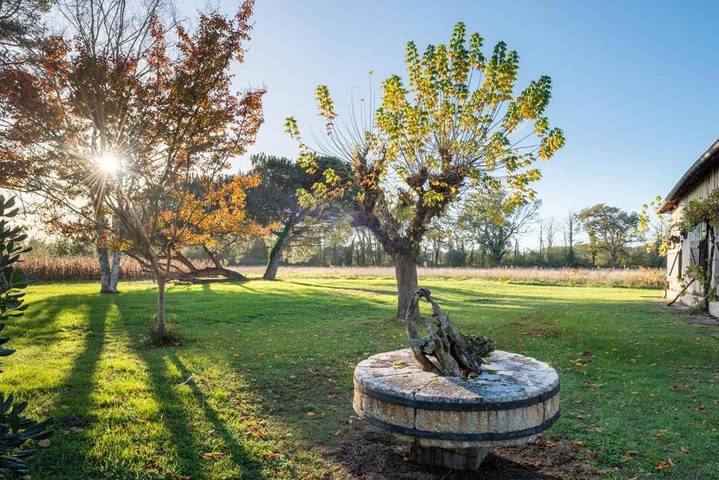Location de vacances pour 8 personnes, avec terrasse à Lacquy - 2