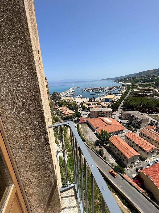 Cały apartament, La Rupe Apartments Tropea in Spiaggia del Cannone, Tropea
